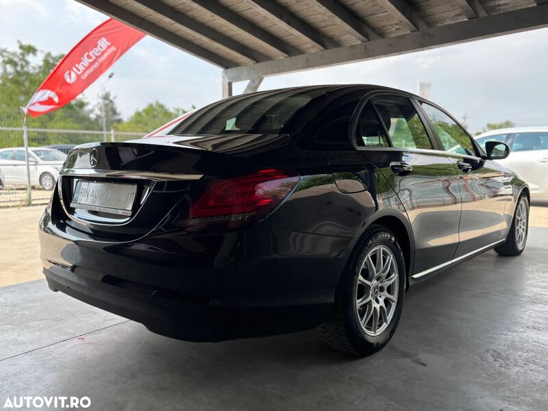 Mercedes-Benz C 180